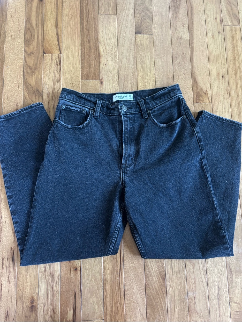 Abercrombie & Fitch Men's Washed Black Relaxed Jeans